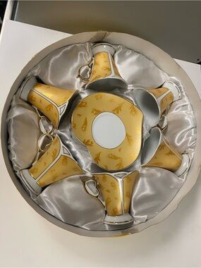 Gold-Trim Porcelain Cup Set - 6pc
